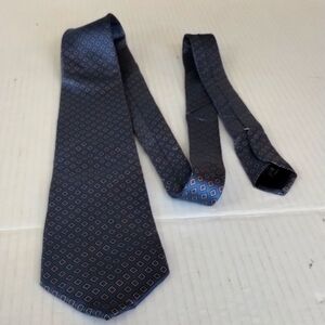 Geoffrey Beene men's neck tie blue pink 100%silk chic preppy office young trendy